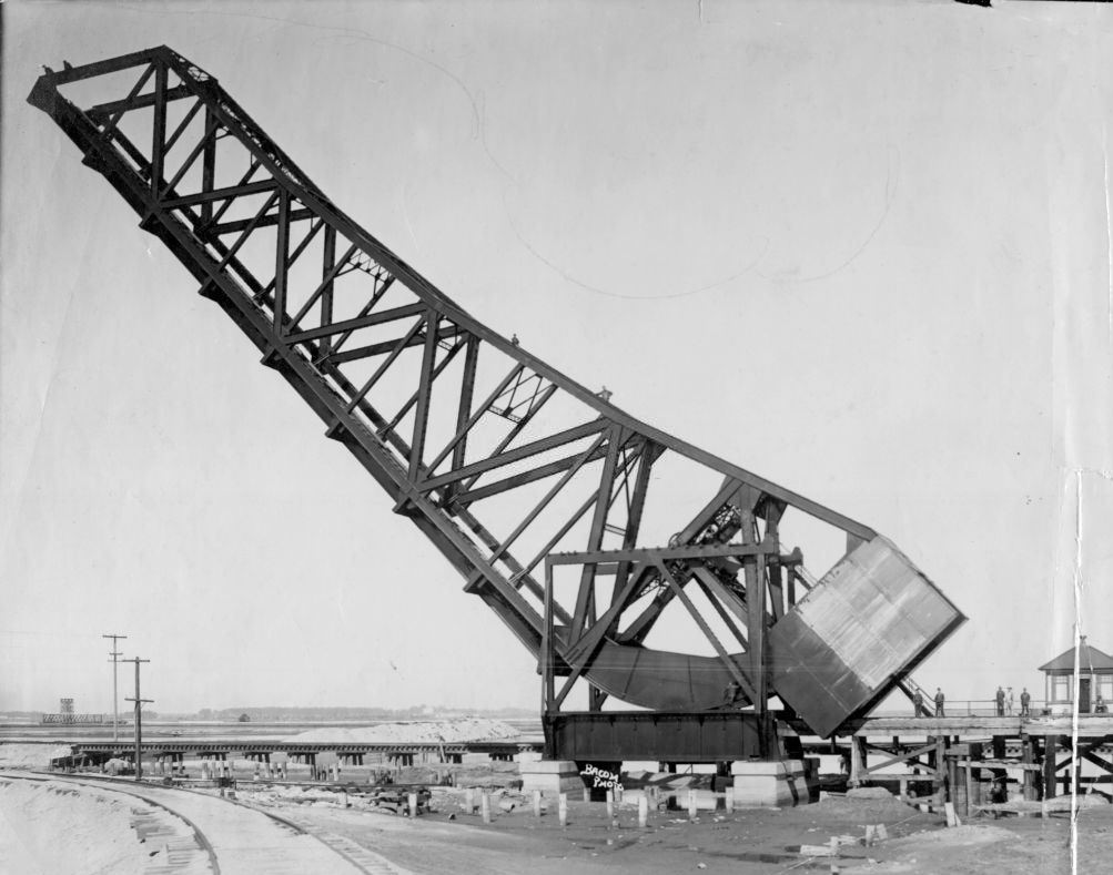 The Salt Lake Drawbridge in Long Beach, 1909.