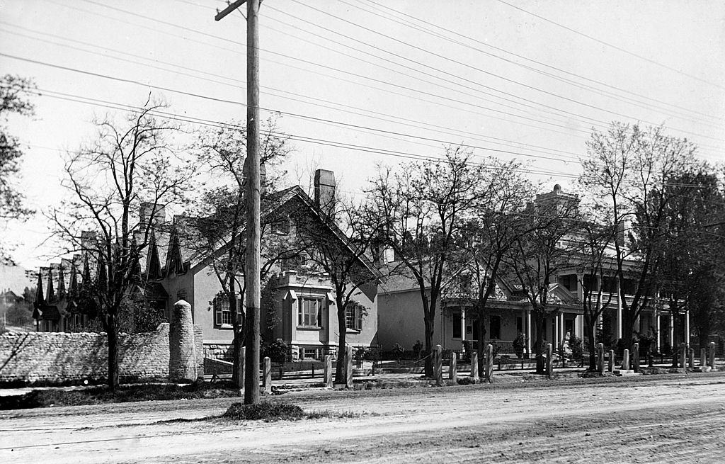 Mansions in the main street, Salt Lake City, 1910s.