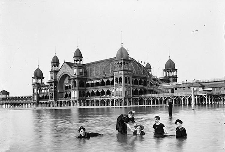 People swimming in The Great Salt Lake at the Saltair II in 1933