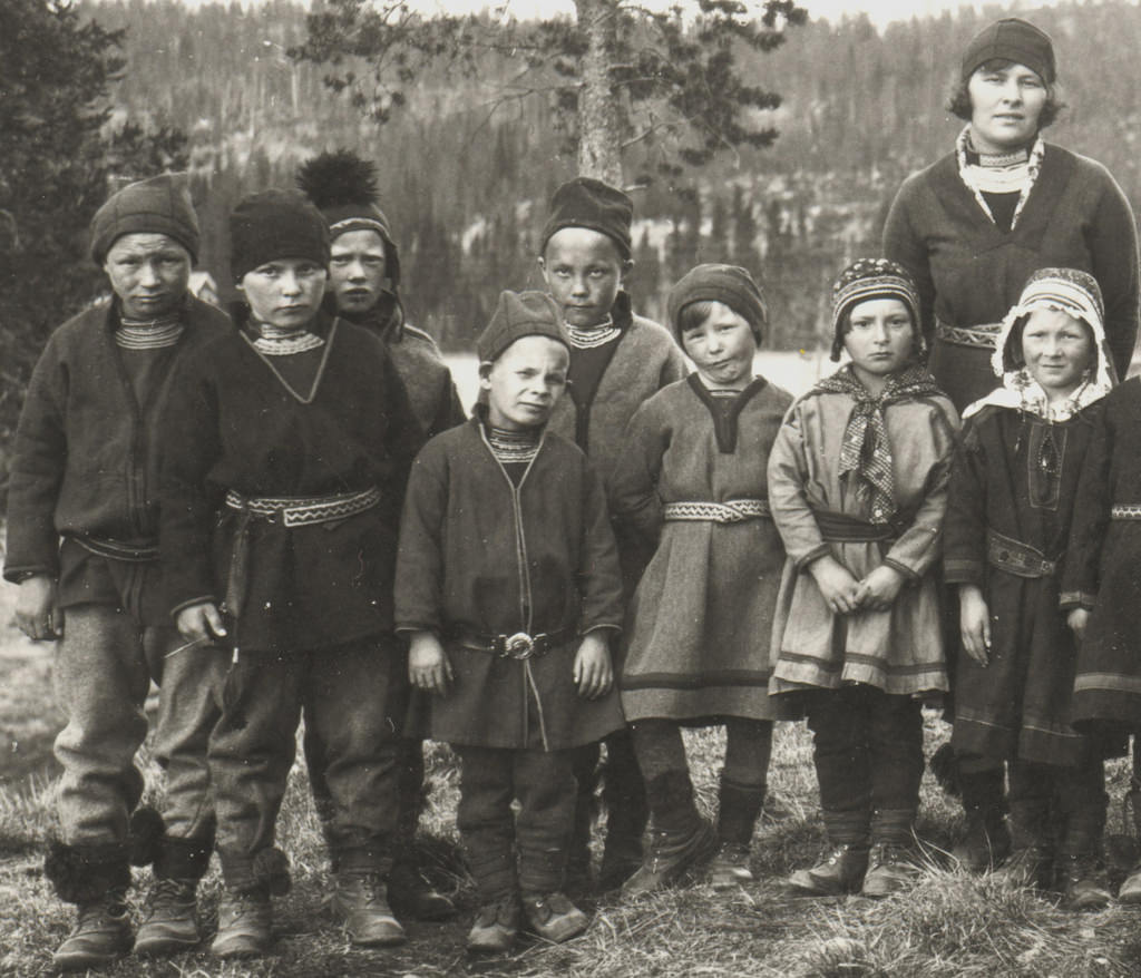 A Sami school class with teacher in the early 1930s. Stensele, Västerbotten County in Sweden.
