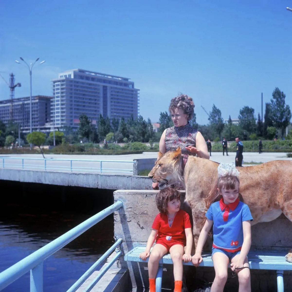 The Tragic Story of a Soviet Family Who Raised Lions as their Pets in the 1970s