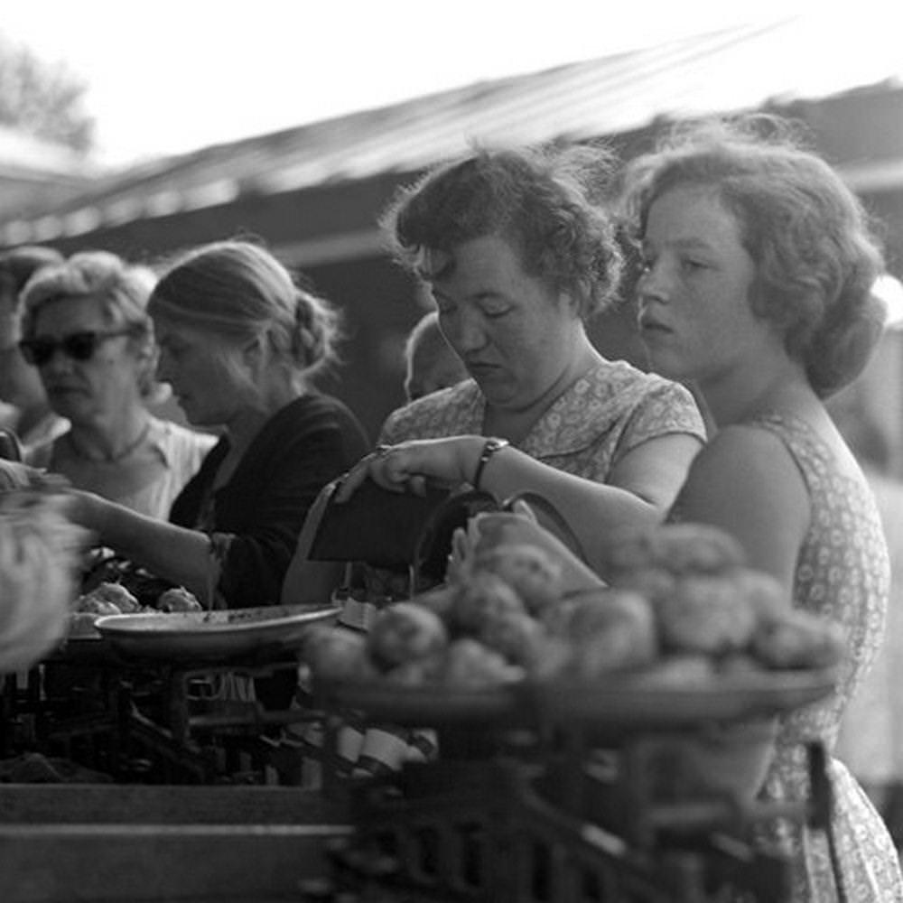 Stunning Photos of Life in the 1950s Soviet Union by German Photographer