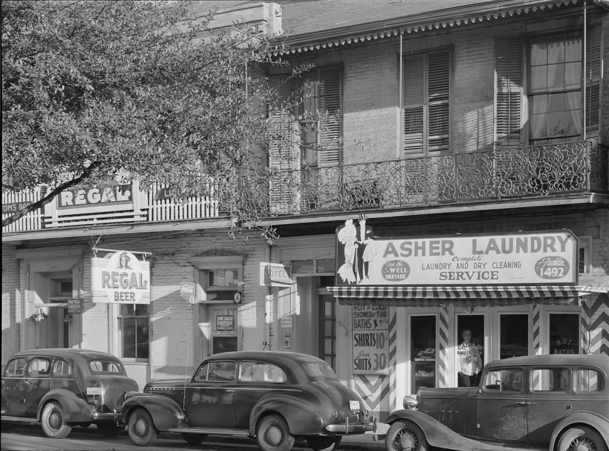 Asher Laundry, New Orleans, 1940.