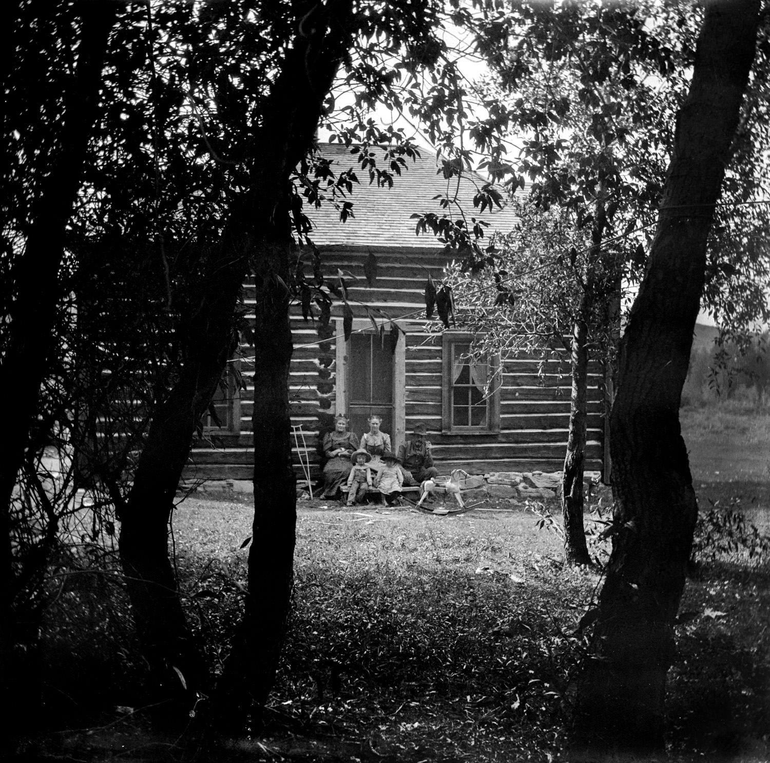 Family, 1906