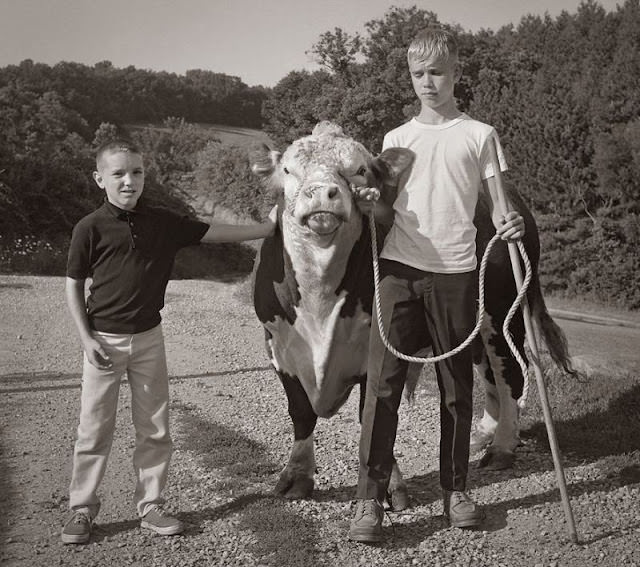 Adorable Vintage Photos of Children With their Beloved Pets