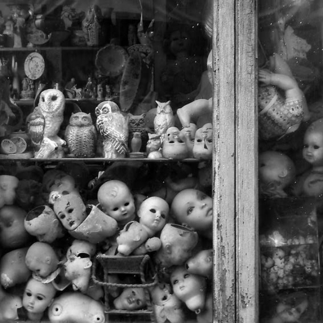 The Dolls Hospitals from the past where People Brought their broken Dolls