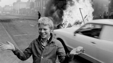https://www.bygonely.com/wp-content/uploads/2021/09/featured_The_Troubles_by_Chris_Steel-Perkins.jpg