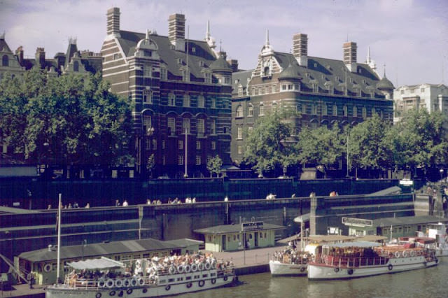 New Scotland Yard and Embankment, 1966