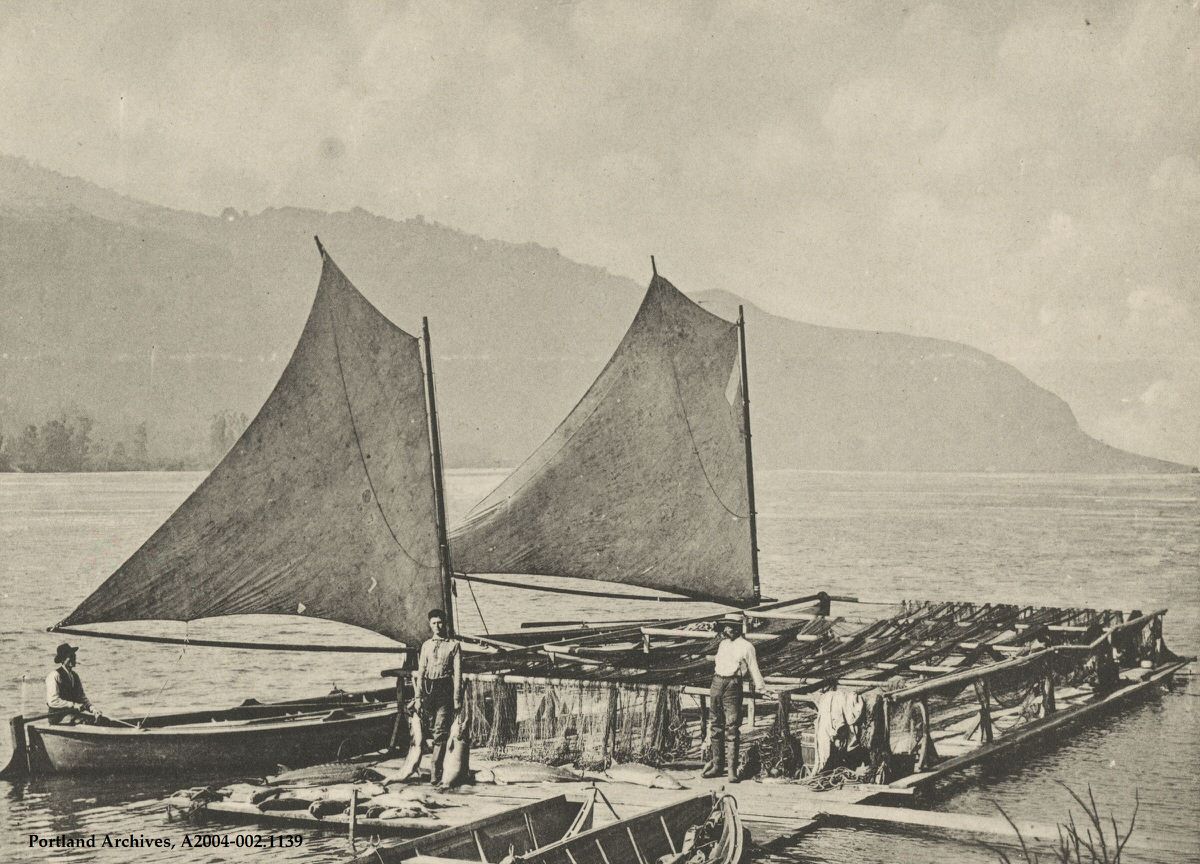 Columbia River, 1900