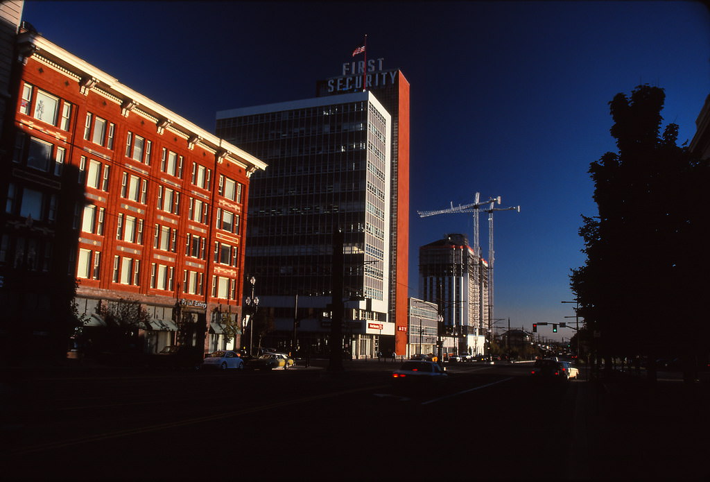 Salt Lake City, 1990s