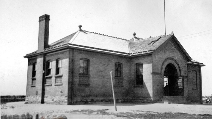 Jordan School, 1916