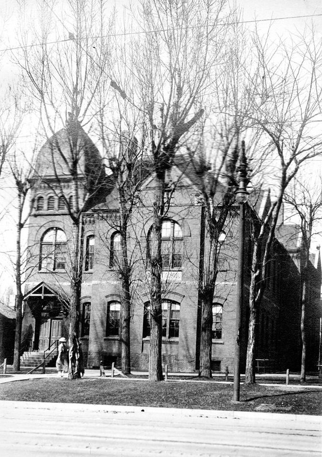 Bryant School, 1916