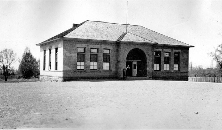 North School, 1916