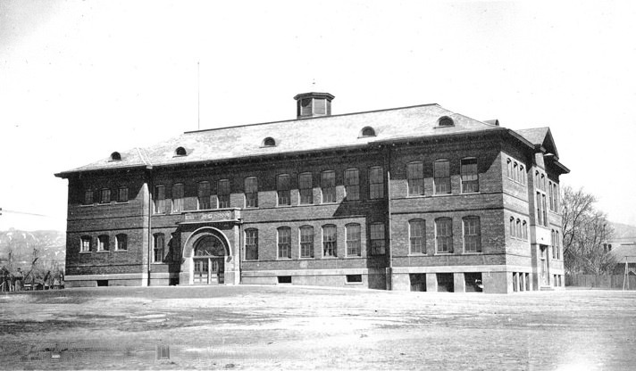 Riverside School, 1916