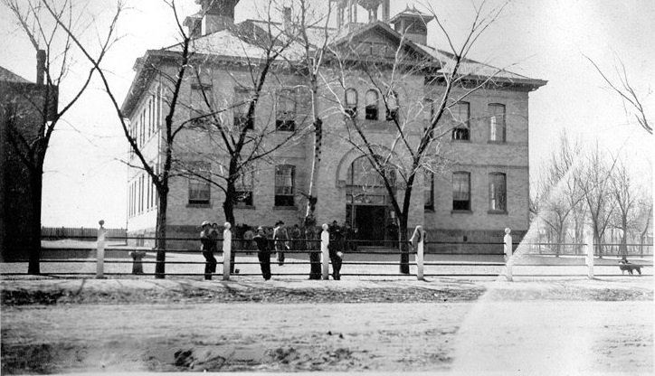 South Jordan School, 1916
