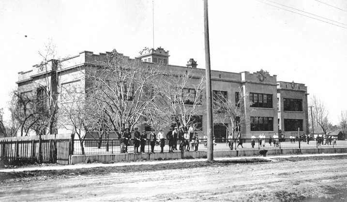 Whittier School, 1916