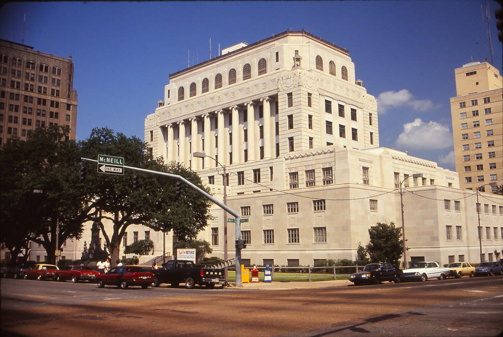 Caddo Parish Building, Shreveport, 1990s