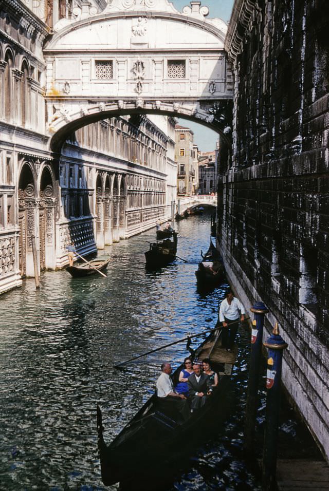Bridge of Sighs, Rio de Palazzo, Venice, 1950s