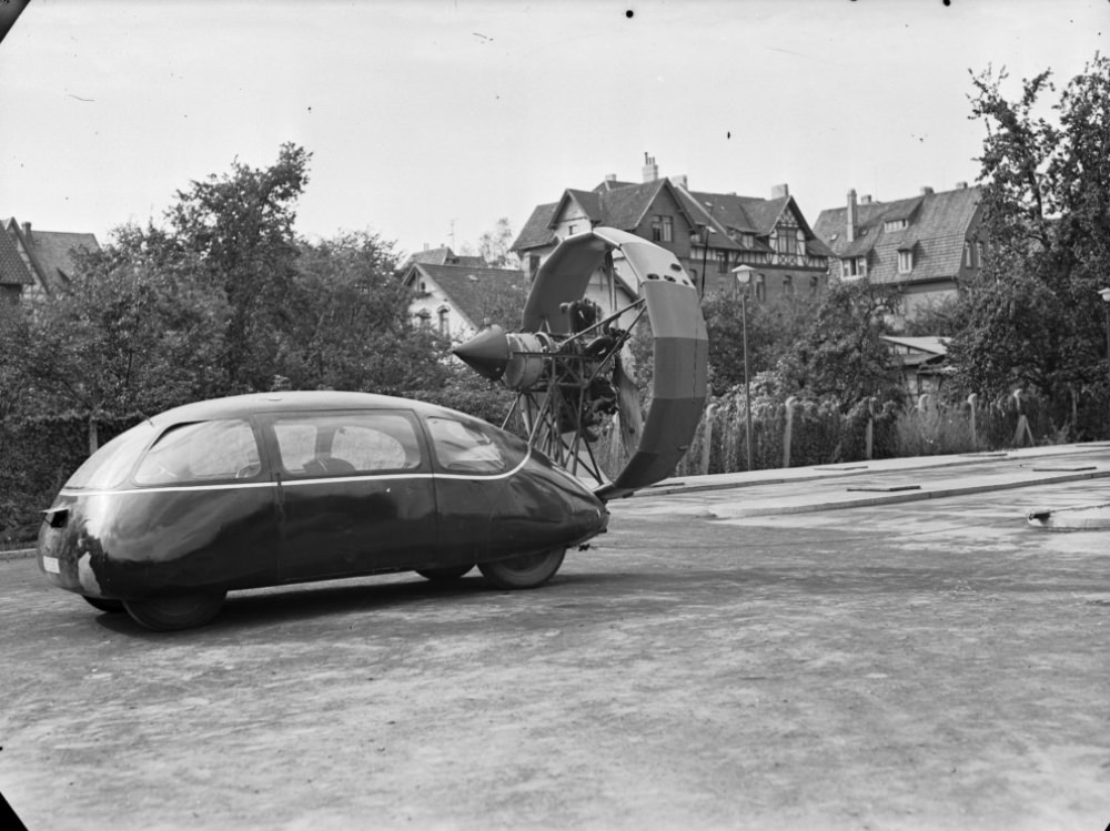 1939 Schlörwagen, The Bizarre Ultra-Aerodynamic German Car that Never Made it