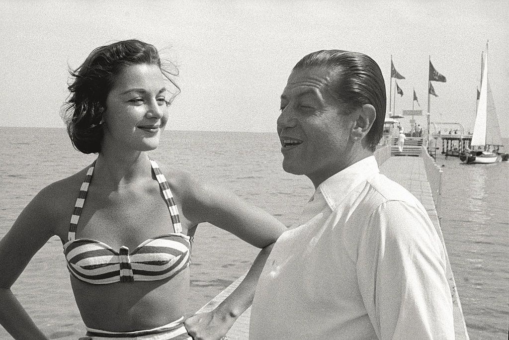 The Countess Consuelo Crespi in a swimsuit having a break, during the 17th Venice Intenational Film Festival. Venice (Italy), 1956.