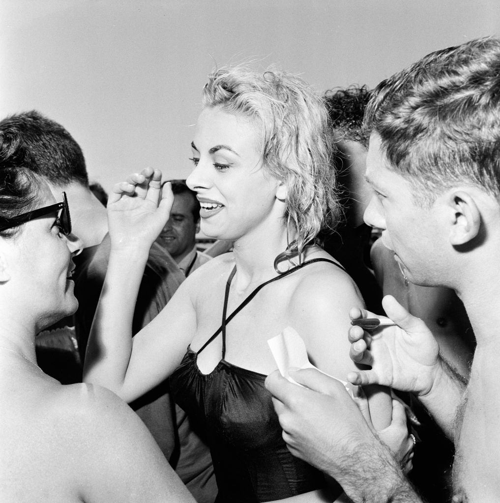 Italian actress Sandra Milo after a dunking in the Adriatic.