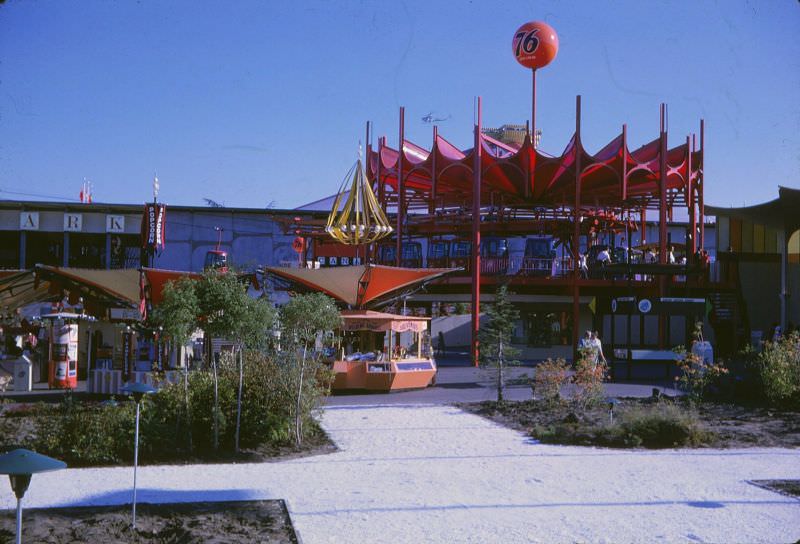 The Union 76 Skyride at the 1962 Seattle World's Fair