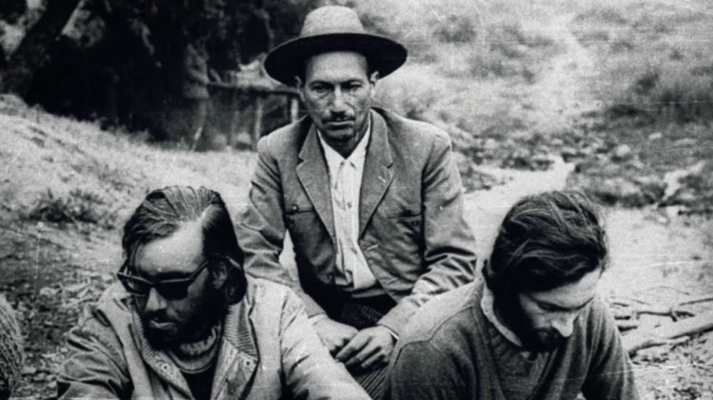 L-R) Nando Parrado and Roberto Canessa with shepherd (above) who saved their lives.