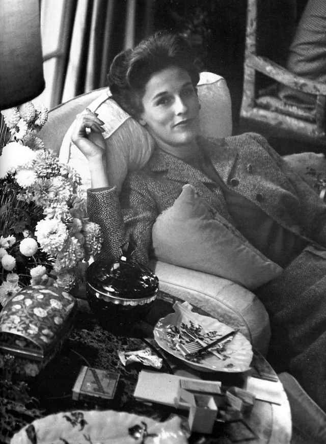 Babe Paley at her home, Kiluna Farm, in Manhasset, Long Island, 1950