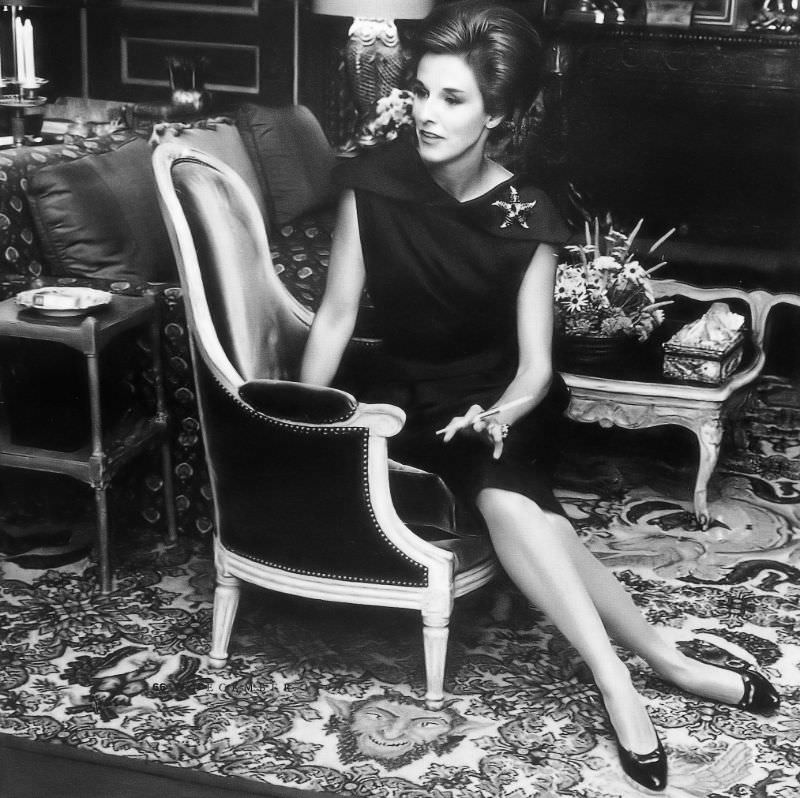 Babe Paley is wearing Jean Schlumberger's "Starfish" brooch, Women's Wear Daily, July 10, 1963