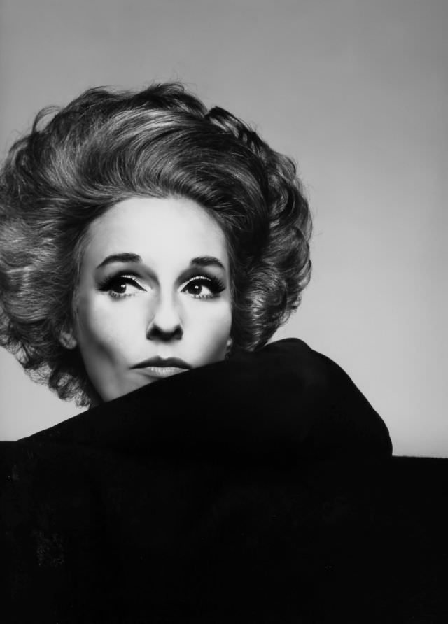 Babe Paley with hair by Kenneth, make-up by Arthur for Revlon, May 1, 1967