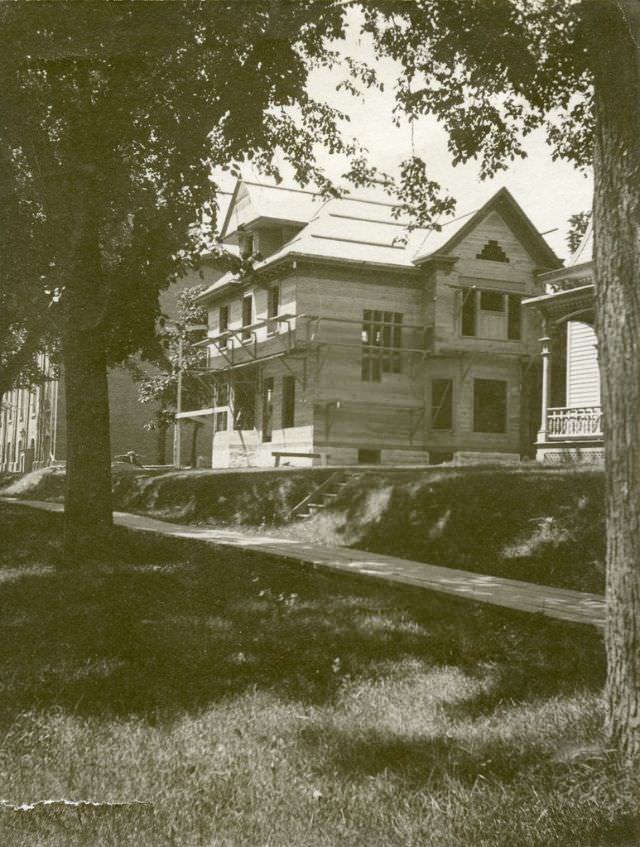 The Shambaugh House under construction, circa 1901