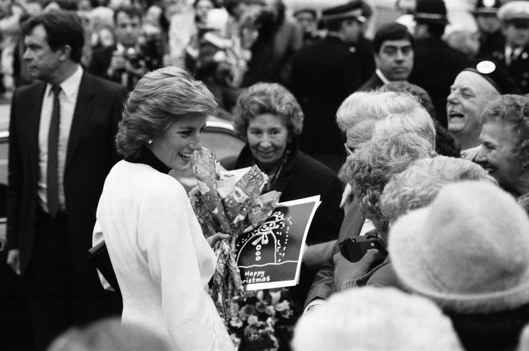 Princess Diana arrives to officially open Acorns Children's Hospice, 14th December 1988.