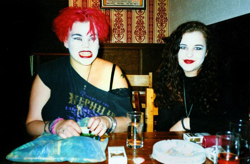 We're not Goths!" Ayng and Jenny, white-faced in the Prince George, Trafalgar Street, 30th July 1994
