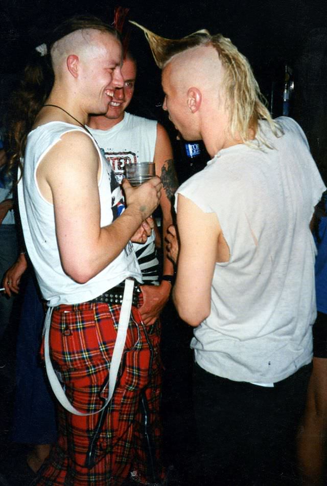 Mohawk Punks at the Richmond - Alan, Duncan and friend - August 1994