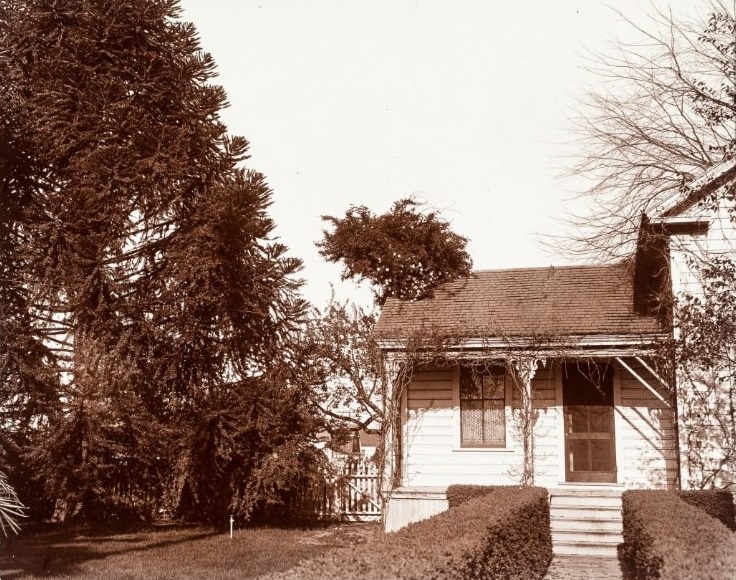 Front porch of old house 1890