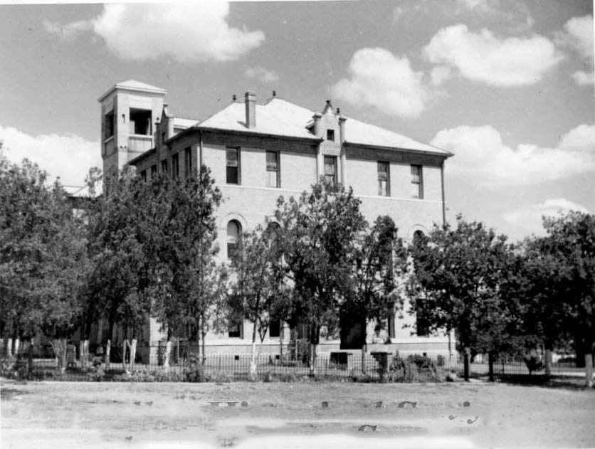 The 1904 Frio County Courthouse has been altered in 1937and 1950.