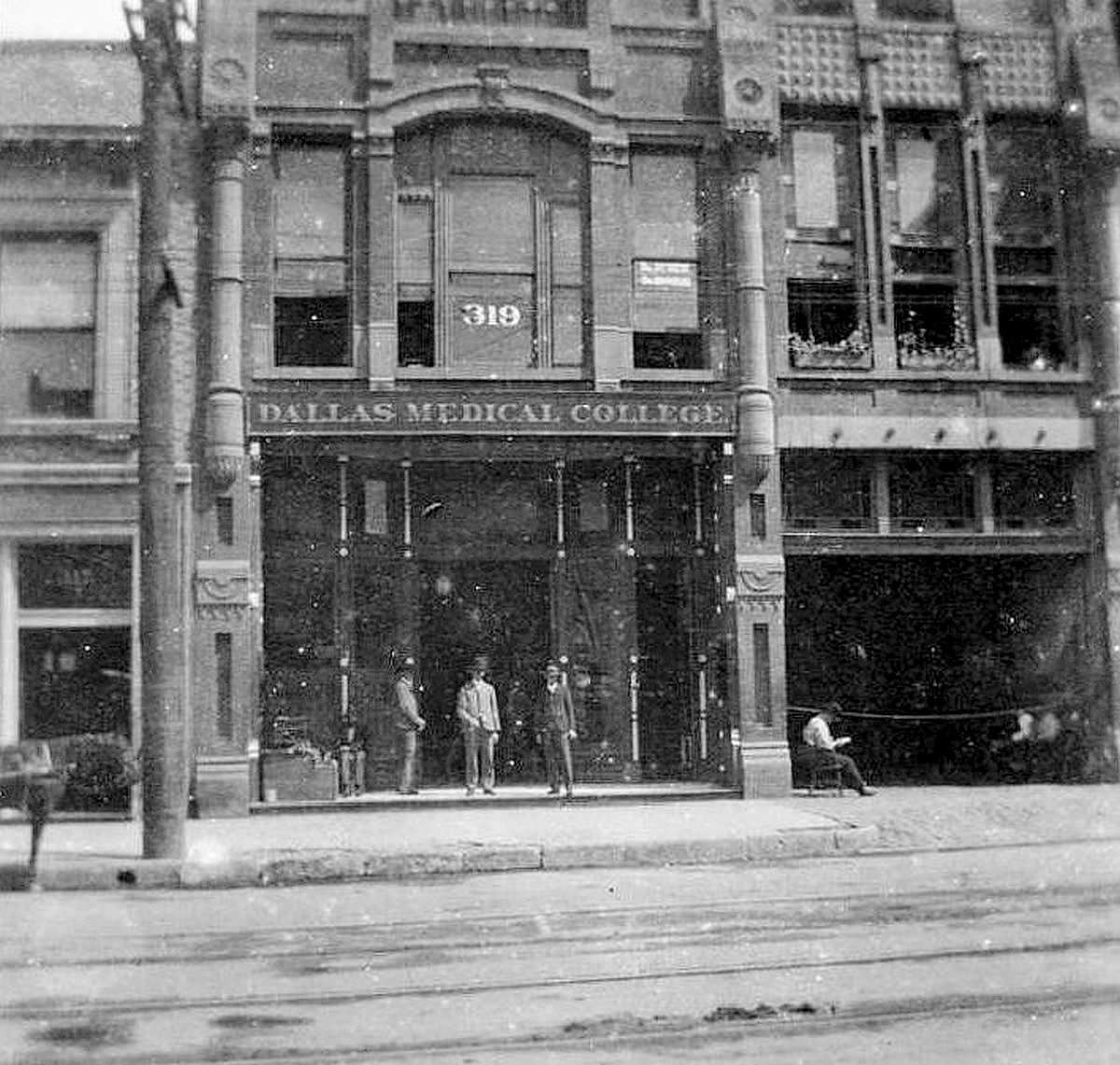 Dallas Medical College, 1904