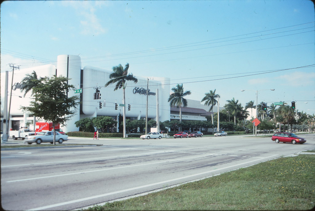 Saks Fifth Avenue, Galleria at Fort Lauderdale, Florida, 1996