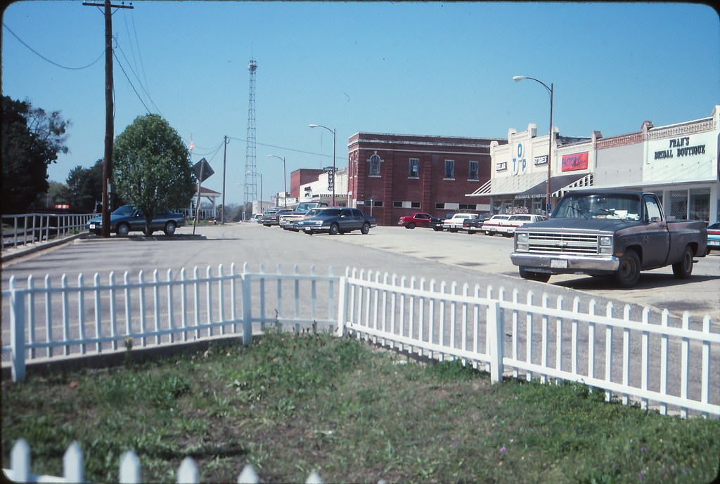 Baldwin Avenue, De Funiak Springs, Florida, 1992
