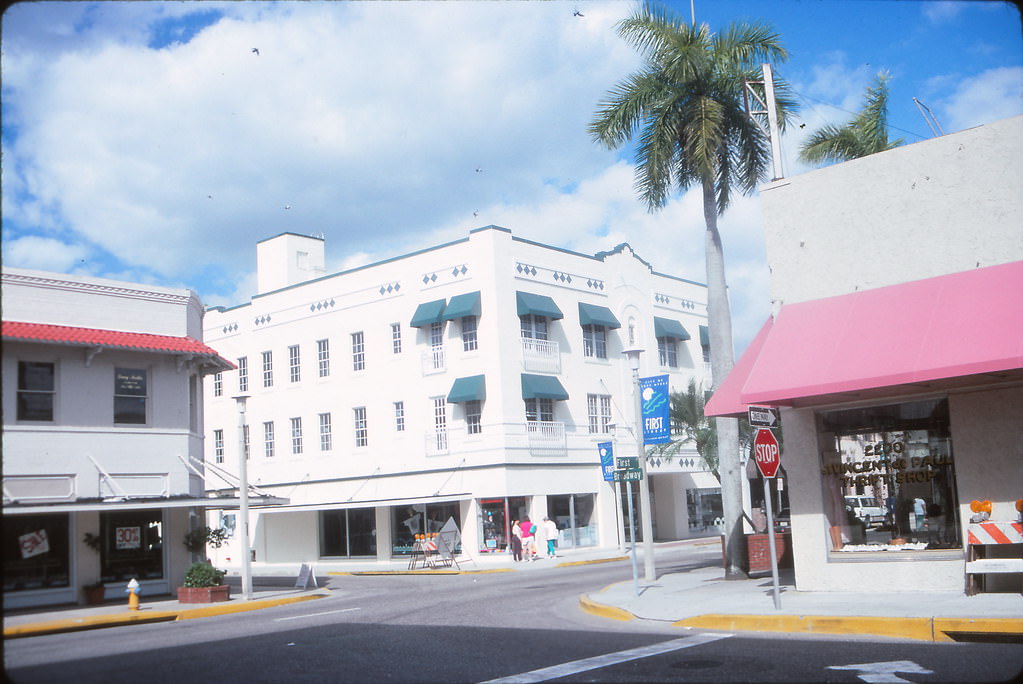 Downtown Fort Myers, Florida, 1990s