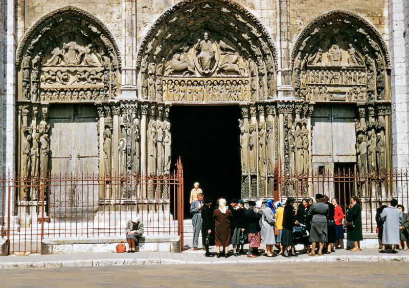Front portal, Chartres Cathedral, Cannes, 1958