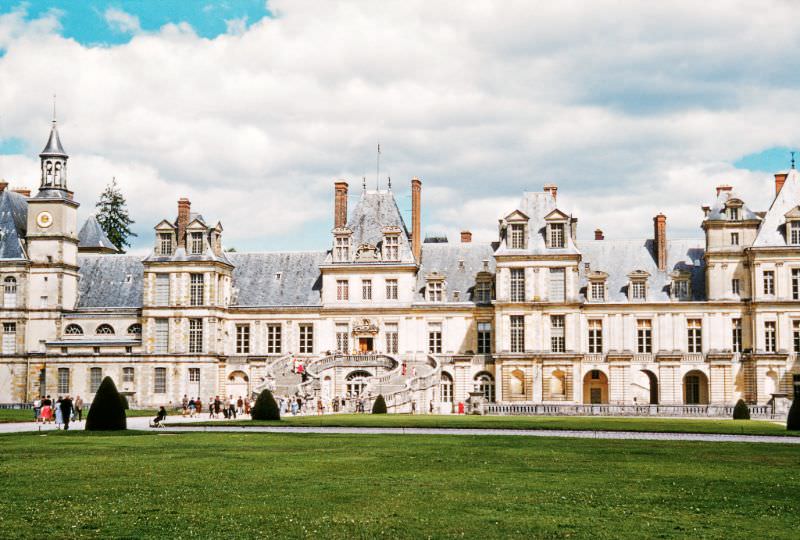 Chateau Fontainebleau, Fontainebleau, 1953