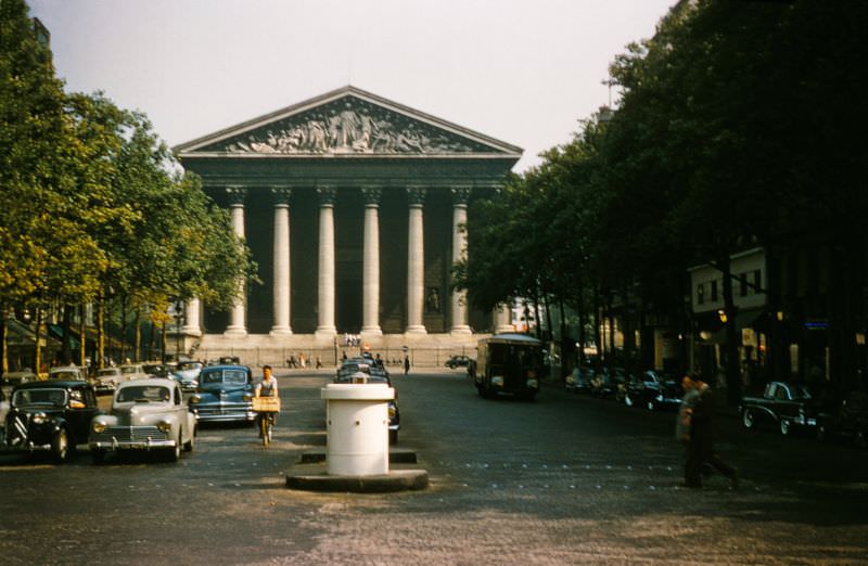 L'église de la Madeleine, Paris, August 1955