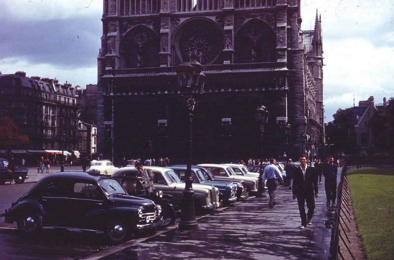 Notre Dame, Paris, 1957