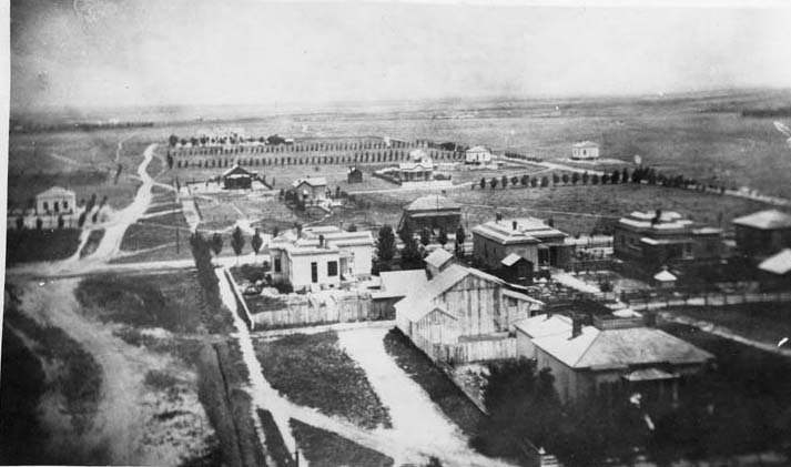 Mariposa east from Court House, 1890s