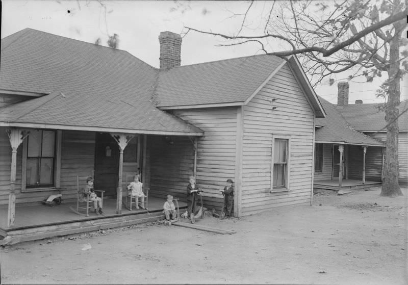 Homes of furniture workers in High Point, North Carolina - Owned by a real estate company, 1936