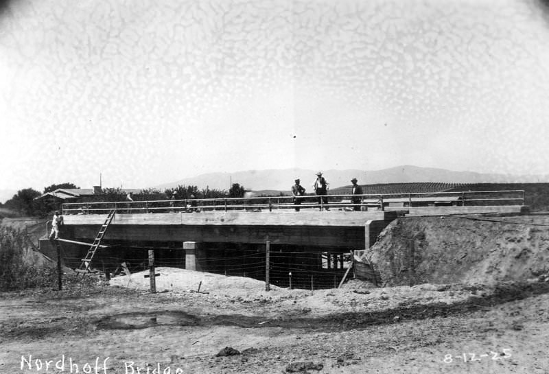 Nordhoff bridge over the Pacoima Wash, 1925