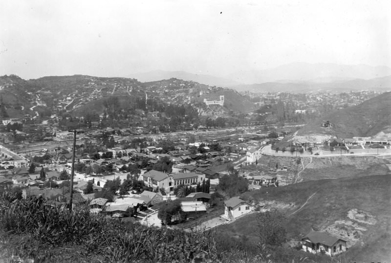 Looking toward Southwest Museum from Montecito Heights, 1925
