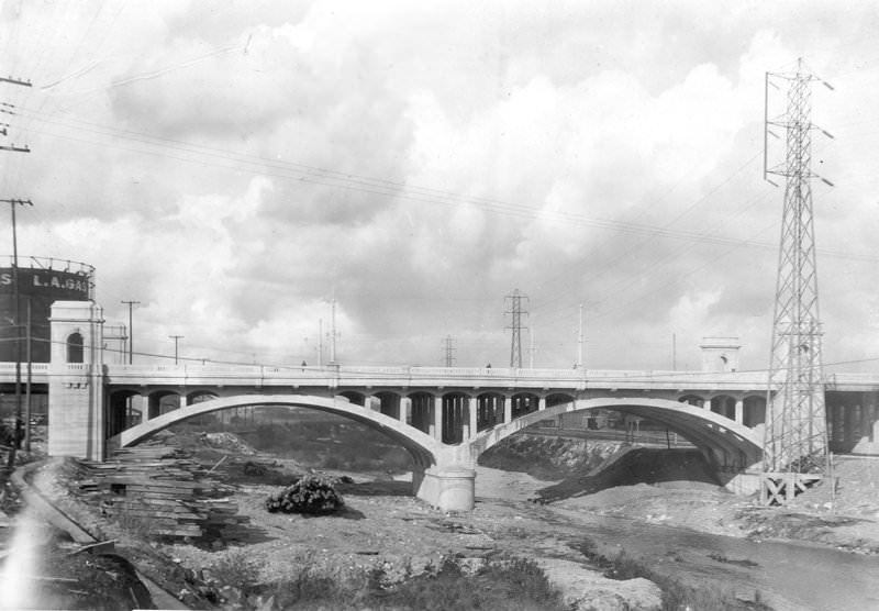 First Street Viaduct, 1926