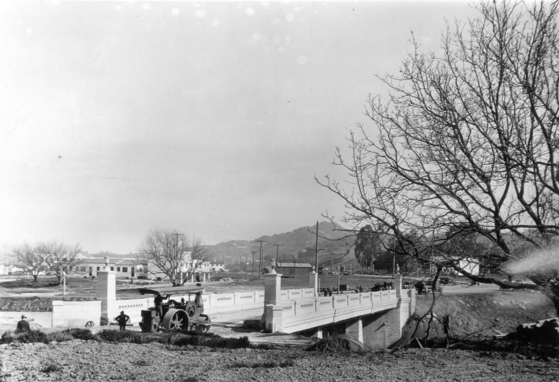 Pacoima Avenue bridge, 1926